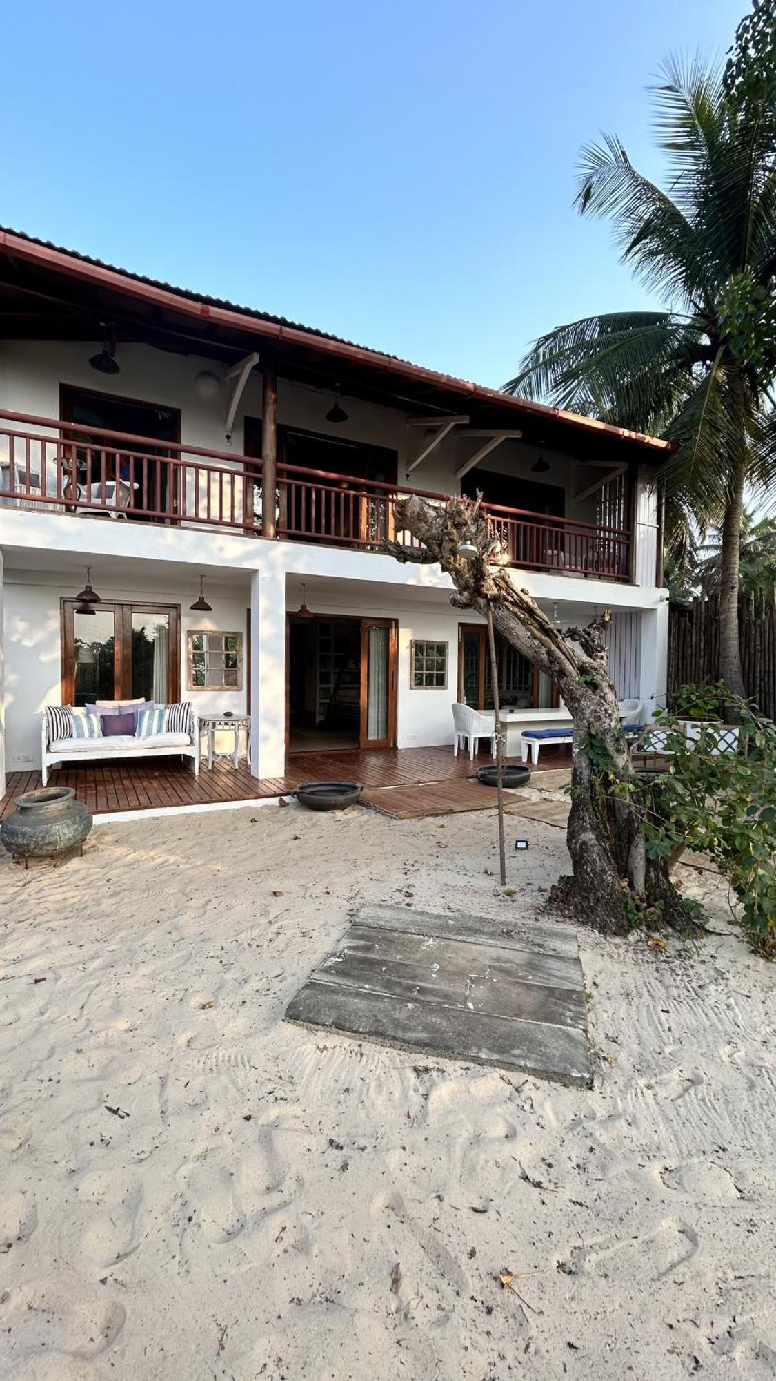Saffronstays Stella Maris - Luxury Beach Front Villa Near Redi Beach Querim 外观 照片